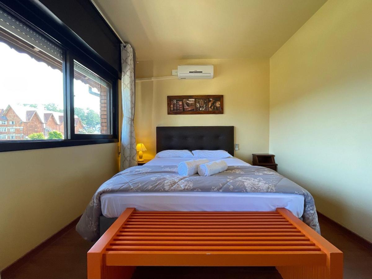 Apartamento Oppitz - No Coracao De Gramado Junto Da Rua Coberta Apartment Exterior photo